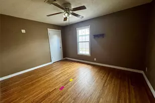 2301 7th St, Port Neches, TX 77651 - Photo 22