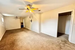 2301 7th St, Port Neches, TX 77651 - Photo 8