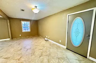 2301 7th St, Port Neches, TX 77651 - Photo 12