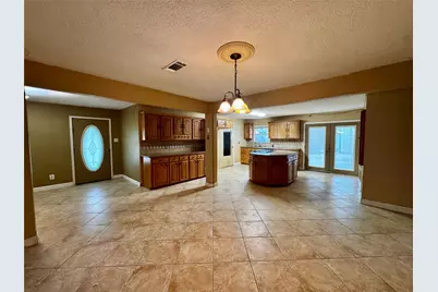 2301 7th Street, Port Neches, TX 77651 - Photo 16