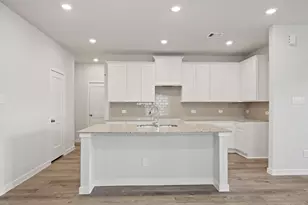 17202 King Eider Rd, Waller, TX 77484 - Photo 4