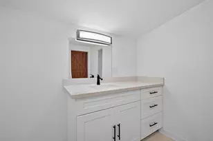 6854 Evans St, Houston, TX 77061 - Photo 26