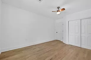 6854 Evans St, Houston, TX 77061 - Photo 30