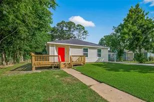 6854 Evans St, Houston, TX 77061 - Photo 4
