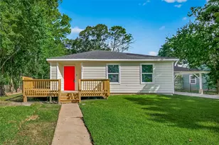 6854 Evans St, Houston, TX 77061 - Photo 2