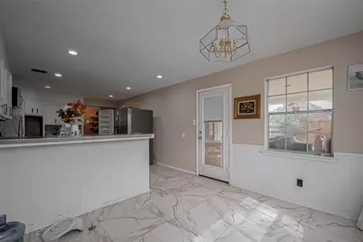 811 Loire Lane, Houston, TX 77090 - Photo 14