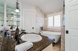 3902 Colquitt St, Houston, TX 77027 - Photo 26