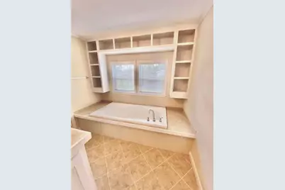 11720 W Small Oak Lane, Willis, TX 77378 - Photo 14