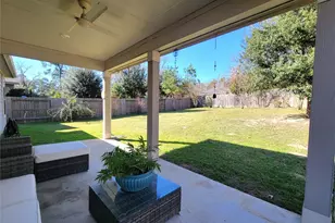 2095 Parnevik Pl, Conroe, TX 77304 - Photo 2