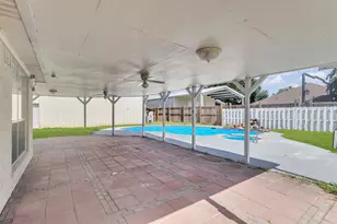 7912 South Dr, Beaumont, TX 77705 - Photo 30