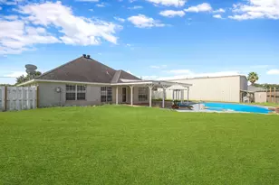 7912 South Dr, Beaumont, TX 77705 - Photo 34