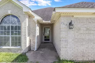 7912 South Dr, Beaumont, TX 77705 - Photo 6