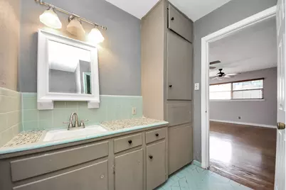 10315 Carlow Lane, La Porte, TX 77571 - Photo 12