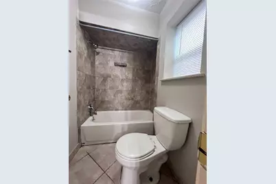 911 Byrne Street #2, Houston, TX 77009 - Photo 8