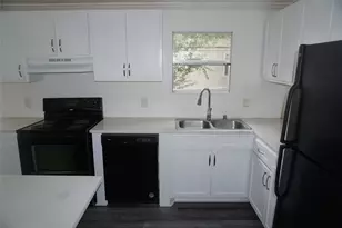9603 Cedar Ridge Ct, Willis, TX 77318 - Photo 8