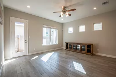 10013 Granary Drive, Houston, TX 77080 - Photo 2