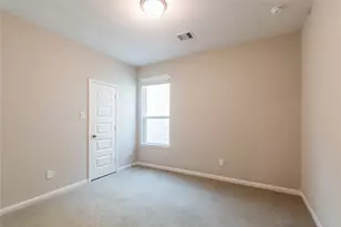 10013 Granary Dr, Houston, TX 77080 - Photo 8