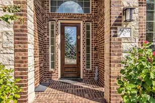 5626 Valley Country Ln, Sugar Land, TX 77479 - Photo 4