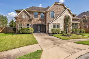 5626 Valley Country Ln, Sugar Land, TX 77479 - Photo 2