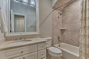 66 S Player Manor Circle, The Woodlands, TX 77382 - Photo 40