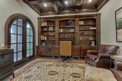 66 S Player Manor Circle, The Woodlands, TX 77382 - Photo 8
