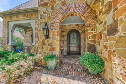 66 S Player Manor Circle, The Woodlands, TX 77382 - Photo 6