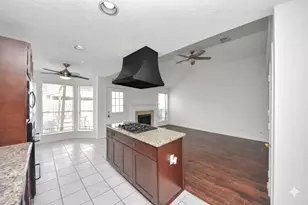 1722 Newmark Dr, Houston, TX 77014 - Photo 6