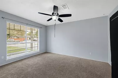 1501 Greenwood Dr, Baytown, TX 77521 - Photo 10