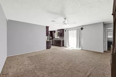 1501 Greenwood Dr, Baytown, TX 77521 - Photo 4