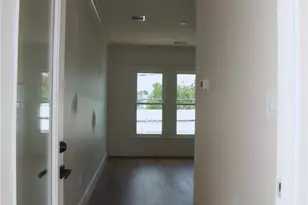 1836 Cortlandt St, Houston, TX 77008 - Photo 14