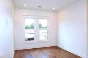 1836 Cortlandt St, Houston, TX 77008 - Photo 12