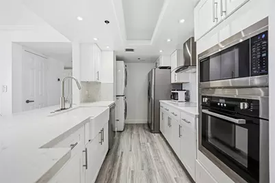 3525 Sage Road #814, Houston, TX 77056 - Photo 4