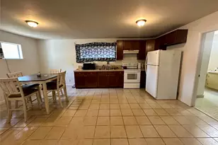 845 Jackson Ave, Bacliff, TX 77518 - Photo 4