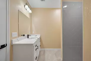 1505 Red Oak St, Bryan, TX 77803 - Photo 16