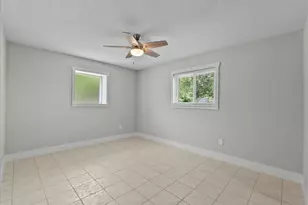 2107 Yorktown Ct S, League City, TX 77573 - Photo 6