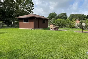 1733 Brumbelow St, Rosenberg, TX 77471 - Photo 32