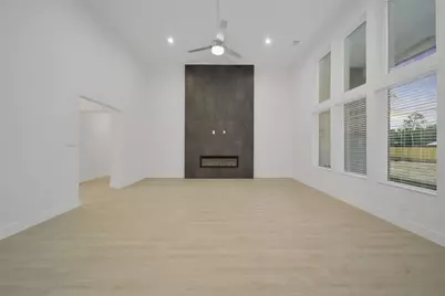 316 Louvenia Court, Pinehurst, TX 77362 - Photo 6