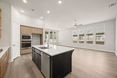 358 Wild Fork Court, Conroe, TX 77304 - Photo 4