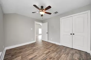 1322 E 36th St, Houston, TX 77022 - Photo 42