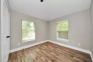 1322 E 36th St, Houston, TX 77022 - Photo 30