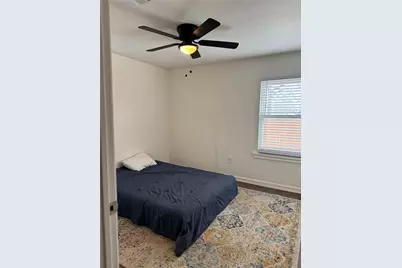 5607 Collins Road, Houston, TX 77016 - Photo 8