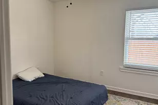 5607 Collins Rd, Houston, TX 77016 - Photo 8