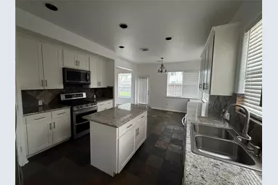 6311 Auburn Terrace Court, Spring, TX 77389 - Photo 10