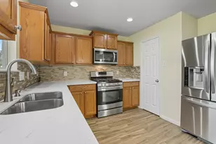 2439 Pinpoint Dr, Spring, TX 77373 - Photo 8