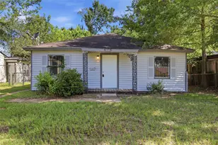 2088 Pope St, Beaumont, TX 77703 - Photo 1