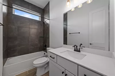 11914 North Pavilion Drive, Mont Belvieu, TX 77523 - Photo 12