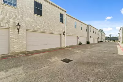 17491 Red Oak Drive #7491, Houston, TX 77090 - Photo 24