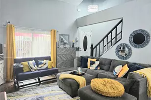 3566 Ocee St, Houston, TX 77063 - Photo 1