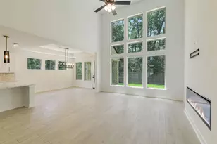 123 Purple Lilac Ct, Conroe, TX 77318 - Photo 6