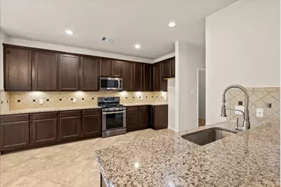 11815 Eagle Ridge Drive, Mont Belvieu, TX 77535 - Photo 14